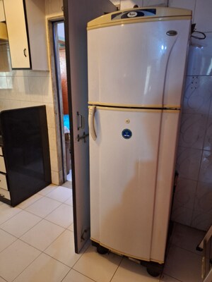 Bathroom in 1 BHK Apartment at Manish Darshan Andheri, Andheri East – for Rent