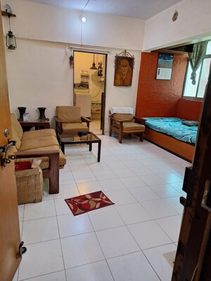 Master Bedroom in 1 BHK Apartment at Manish Darshan Andheri, Andheri East – for Rent