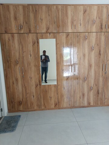 Room in 2 BHK Apartment at Casagrand Boulevard, Hennur Road – for Rent