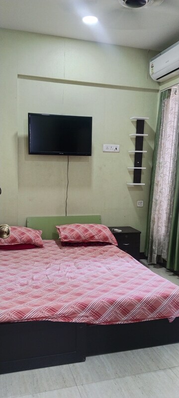 Bedroom in 2 BHK Apartment at JP Unity Tower, Lower Parel – for Rent