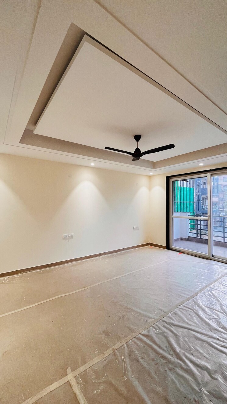 Room, hong-kong-bazaar 4 Bedroom 307 Sq.Ft. Builder Floor In Sector 57 Gurgaon 8420389