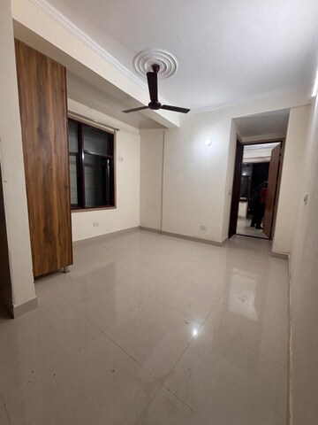 Room in 2 BHK Apartment at Saket – for Rent