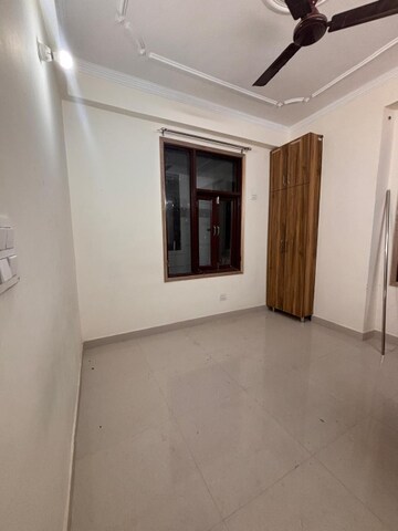 2 BHK Apartment For Rent in Saket