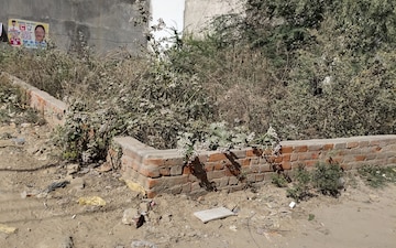 Plot For Sale in Sector 10a
