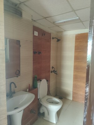 Bathroom in 2.5 BHK Apartment at Gardenia Gateway, Sector 75 – for Sale