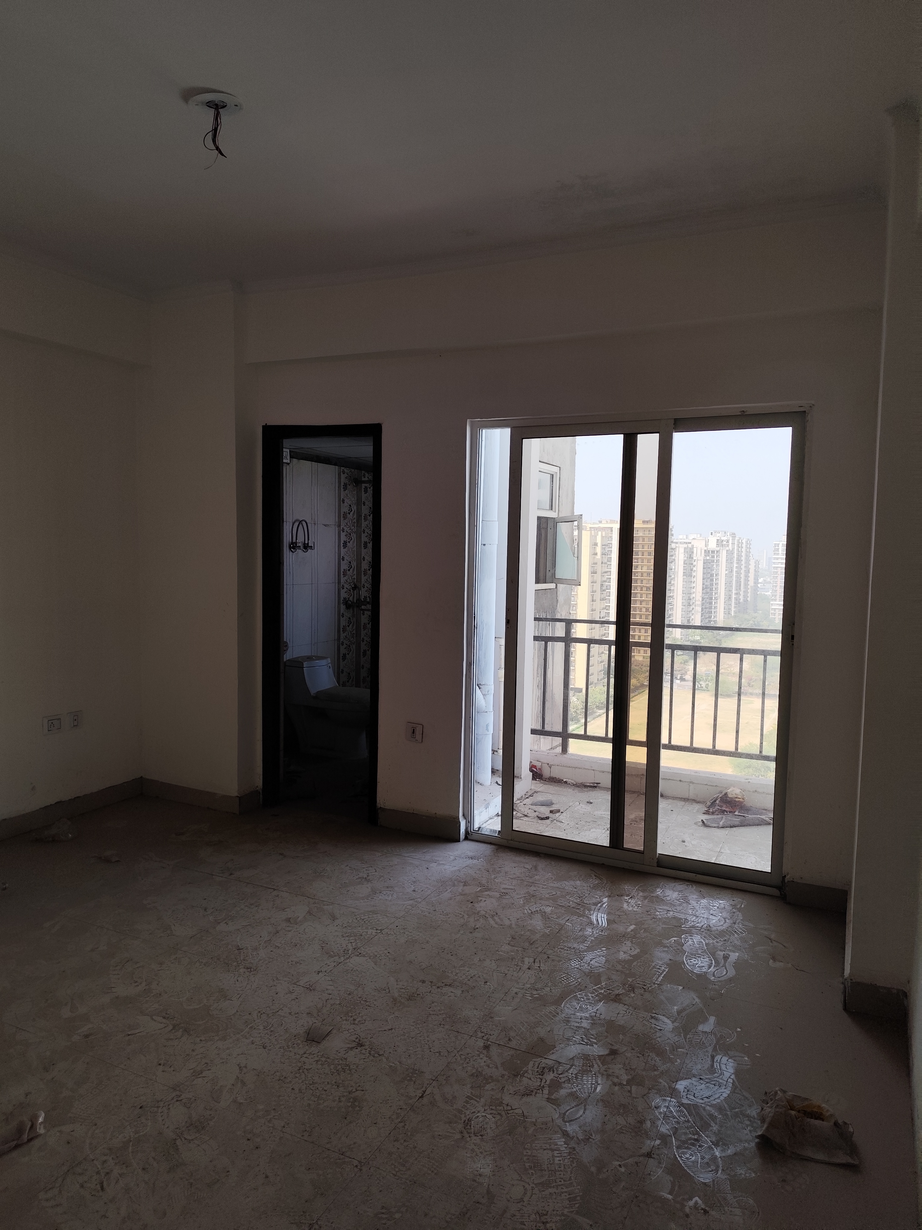 3.5 BHK Apartment For Sale in Gardenia Gateway
