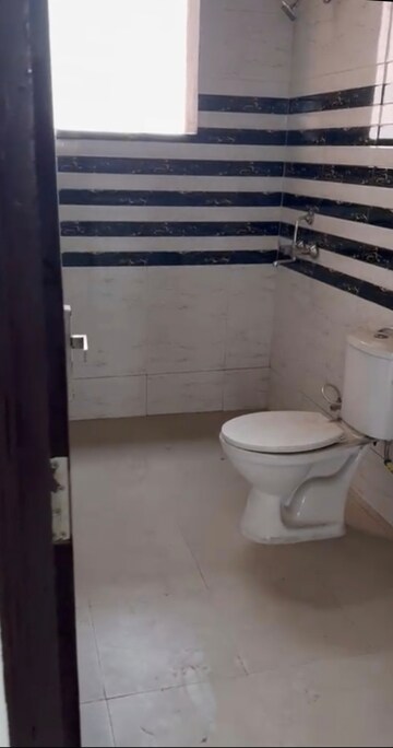 Bathroom in 3 BHK Apartment at Ansal Sushant Aquapolis, Dundahera – for Sale