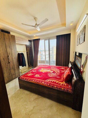 Bedroom in 3 BHK Builder Floor at MVL IPark, Sector 15 – for Rent