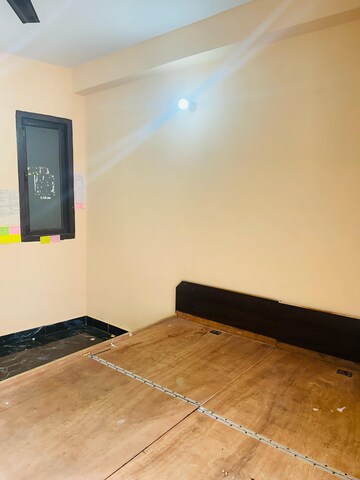Room in 2 BHK Builder Floor at New Ashok Nagar – for Rent