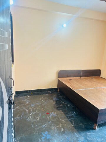 Room in 2 BHK Builder Floor at New Ashok Nagar – for Rent