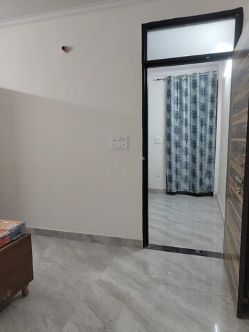 Room in 1 BHK Builder Floor at New Ashok Nagar – for Rent