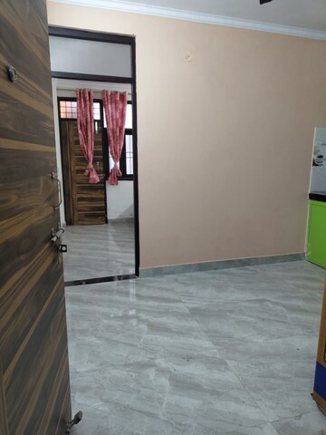 Room in 1 BHK Builder Floor at New Ashok Nagar – for Rent