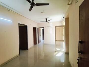2 BHK Apartment For Rent in Supertech Ecovillage I, Sector 1 Greater Noida
