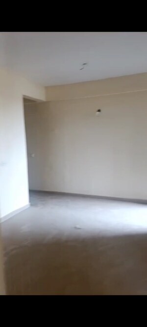 Room in 3 BHK Apartment at Conscient Habitat Residences, Sector 78 – for Sale