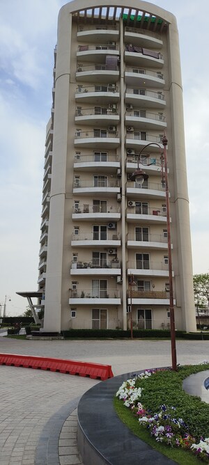 3.5 BHK Apartment – Exterior View View at BPTP Discovery Park, Sector 80 - for Sale