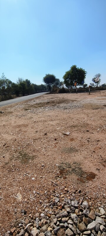  Plot For Sale in Ajronda