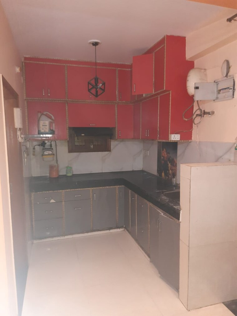 Kitchen, mahavir enclave 1 3 Bedroom 900 Sq.Ft. Builder Floor In Mahavir Enclave 1 Delhi 8421167
