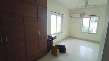 Living Room in 3 BHK Apartment at Kondapur – for Rent