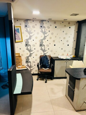 Team Area in  Showroom at Fort – for Rent