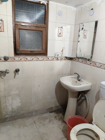 Bathroom in 3 BHK Independent House at Sector 110 – for Rent