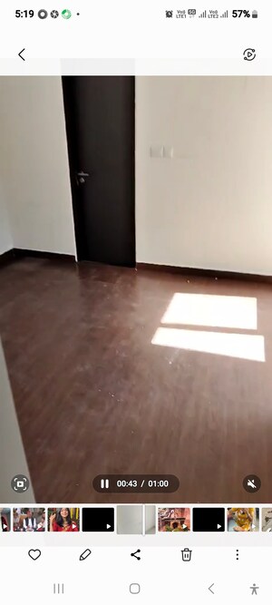 Room in 2 BHK Apartment at Viridian Plaza 106 Phase 2, Sector 106 – for Sale