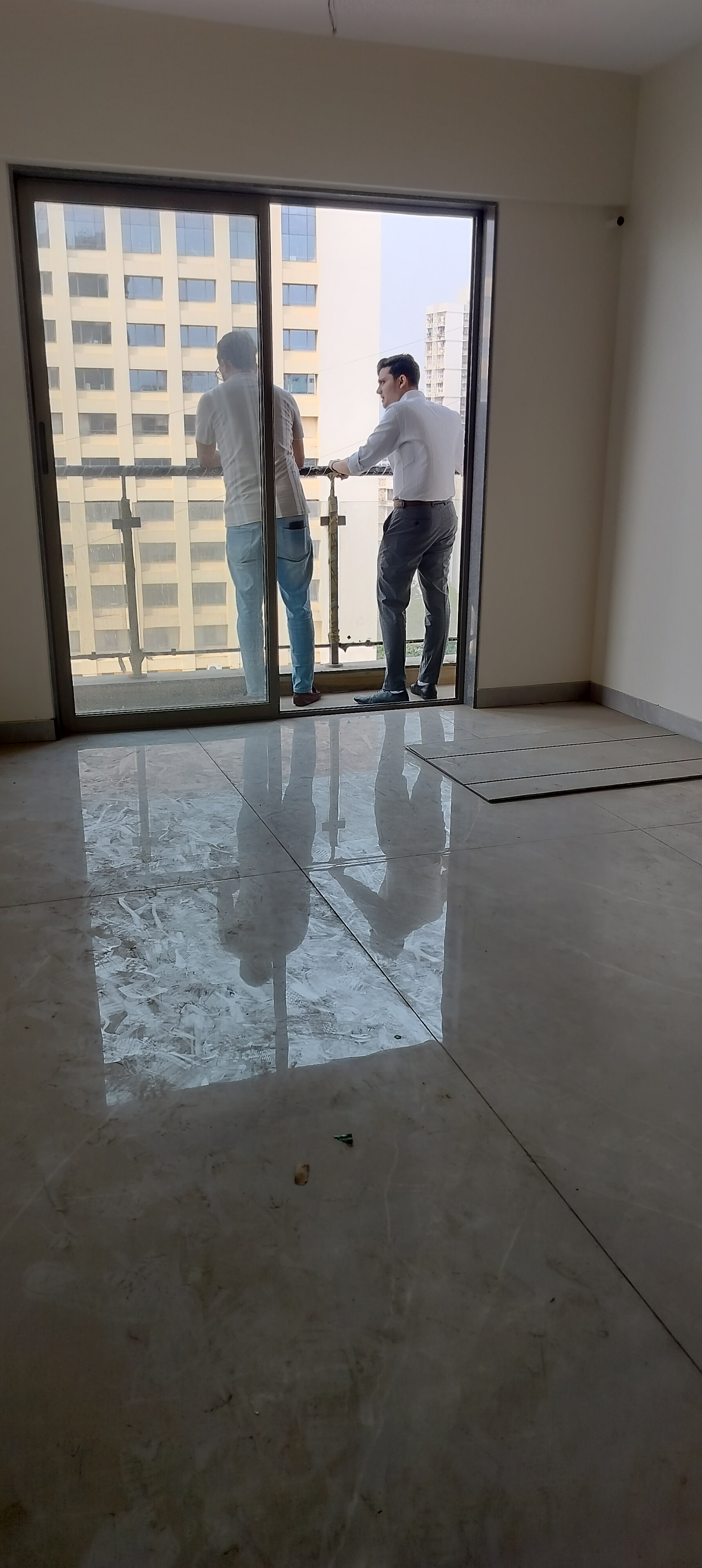 2 BHK Apartment For Sale in Hubtown The Premiere