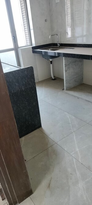 Room in 2 BHK Apartment at Hubtown The Premiere, Andheri West – for Sale