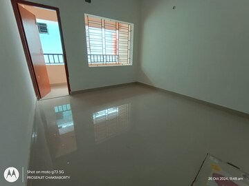 Room in 2 BHK Apartment at Barasat – for Sale