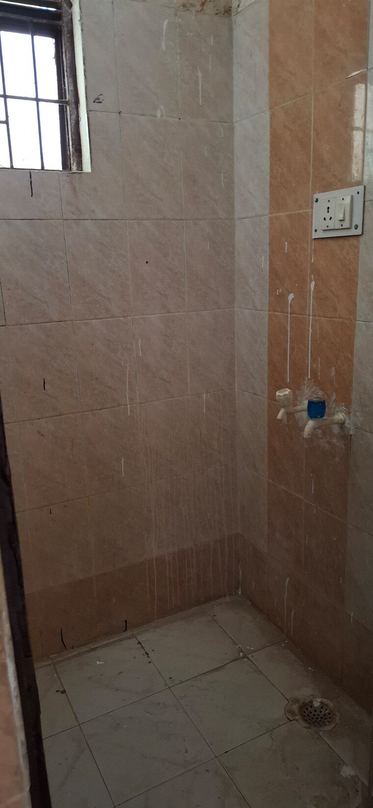 Room, sector 10 greater noida 1.5 Bedroom 30 Sq.Mt. Apartment In Sector 10 Greater Noida Greater Noida 8421342