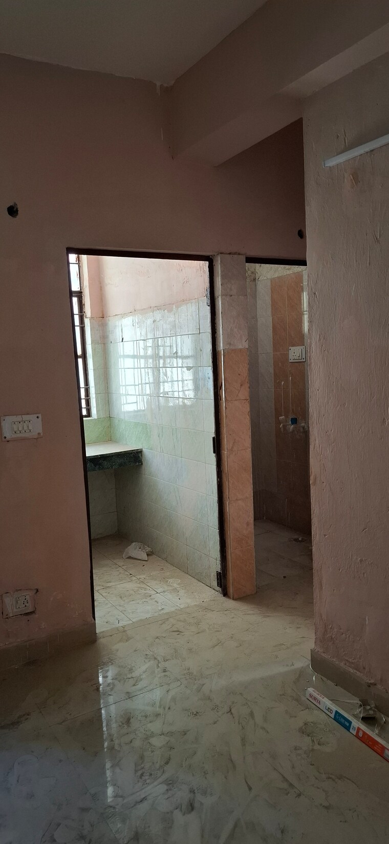 undefined, sector 10 greater noida 1.5 Bedroom 30 Sq.Mt. Apartment In Sector 10 Greater Noida Greater Noida 8421342