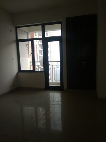 Room in 2 BHK Builder Floor at Eta Ii Greater Noida – for Sale
