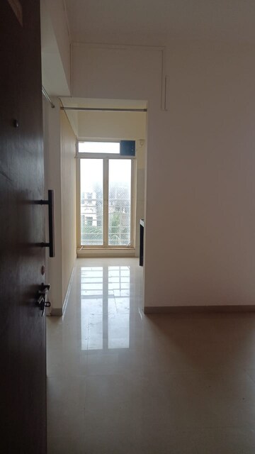Room in 2 BHK Apartment at Rohan Ambar, Lower Parel – for Rent