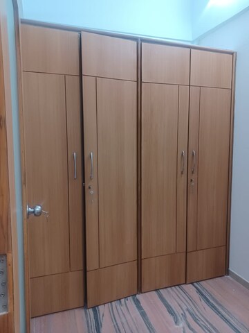 Furnished Amenities in 3 BHK Apartment at Churchgate – for Sale