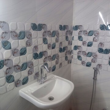 Bathroom in 2 BHK Independent House at Gomti Nagar – for Rent