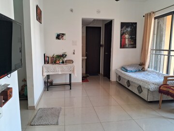 Bedroom in 1.5 BHK Apartment at Dosti West County, Balkum Pada – for Rent