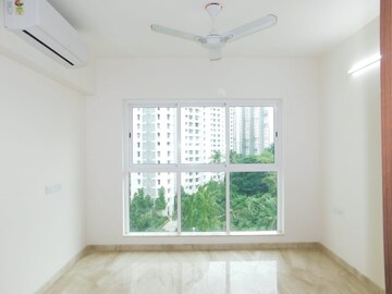 Room in 3 BHK Apartment at L&T Emerald Isle, Powai – for Rent