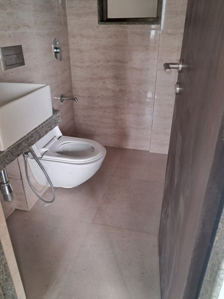 Bathroom, sunteck-maxxworld-2 1 Bedroom 392 Sq.Ft. Apartment In Naigaon East Palghar 8421711