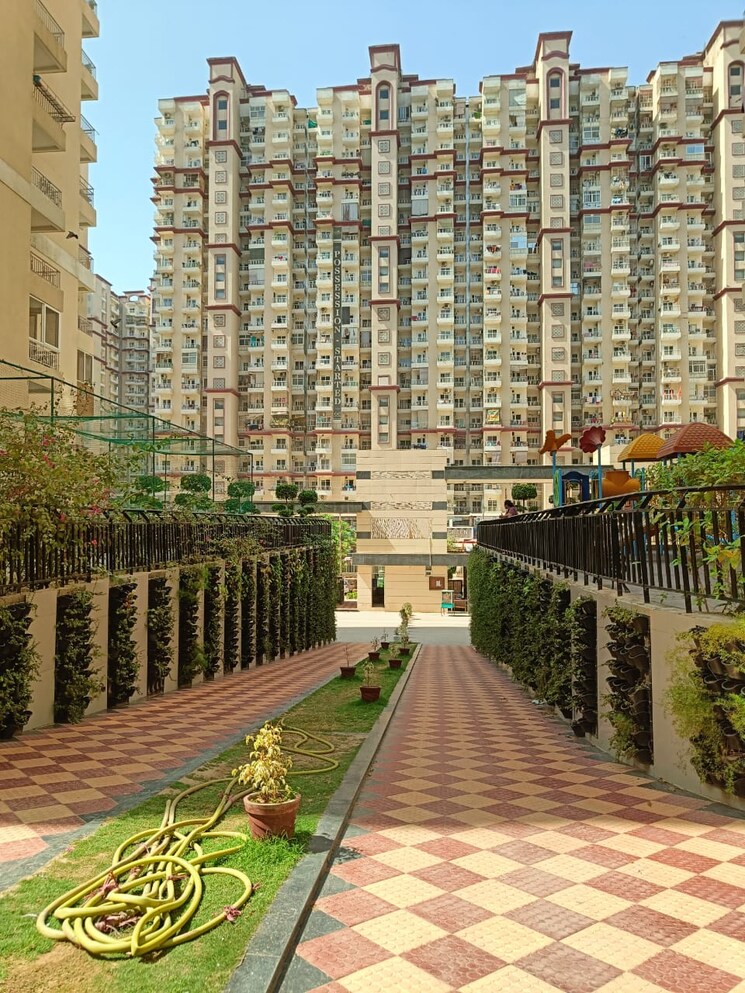 Exterior View, galaxy-royale 2 Bedroom 990 Sq.Ft. Apartment In Gaur City 2  Greater Noida 8421777