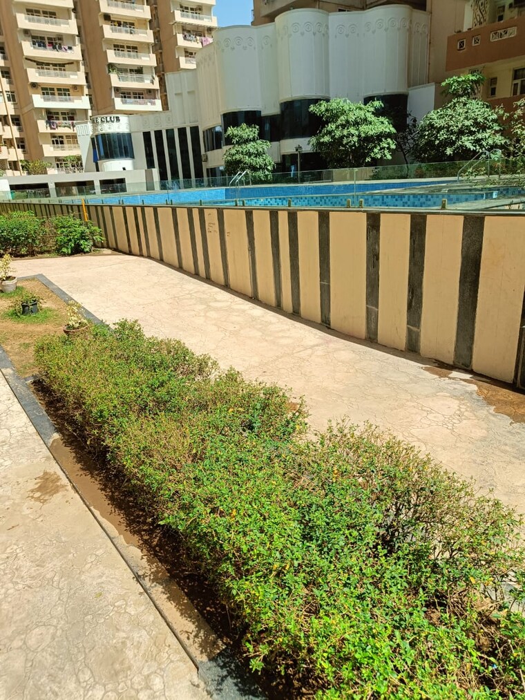 Balcony, galaxy-royale 2 Bedroom 990 Sq.Ft. Apartment In Gaur City 2  Greater Noida 8421781