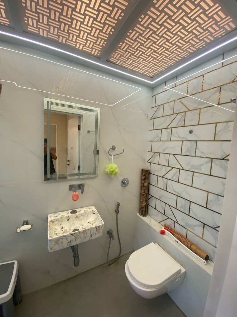 Bathroom, kamla-gopal 3 Bedroom 912 Sq.Ft. Apartment In Borivali West Mumbai 8421803