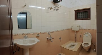 Bathroom in 2 BHK Independent House at Dalanwala – for Rent