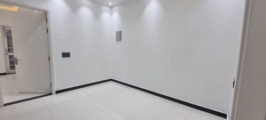 Room in 3 BHK Independent House at JakhaN-Rajpur Road – for Sale