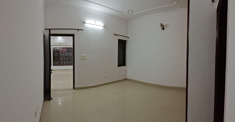 Room, jakhan rajpur road 3 Bedroom 137 Sq.Yd. Independent House In JakhaN Rajpur Road Dehradun 8421839