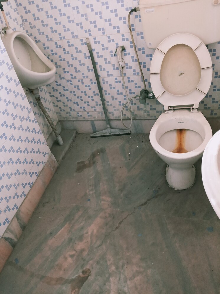 Attached Bathroom, garia 5 Bedroom 1600 Sq.Ft. Independent House In Garia Kolkata 8421847