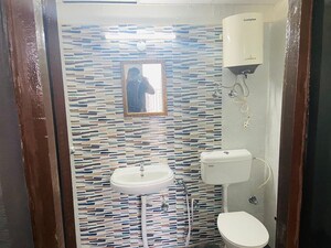 Bathroom in 2 BHK Apartment at Signature Global The Roselia, Sector 95a – for Sale
