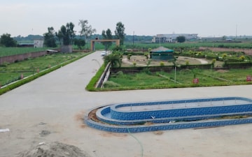 Plot For Sale in Upsidc Site B