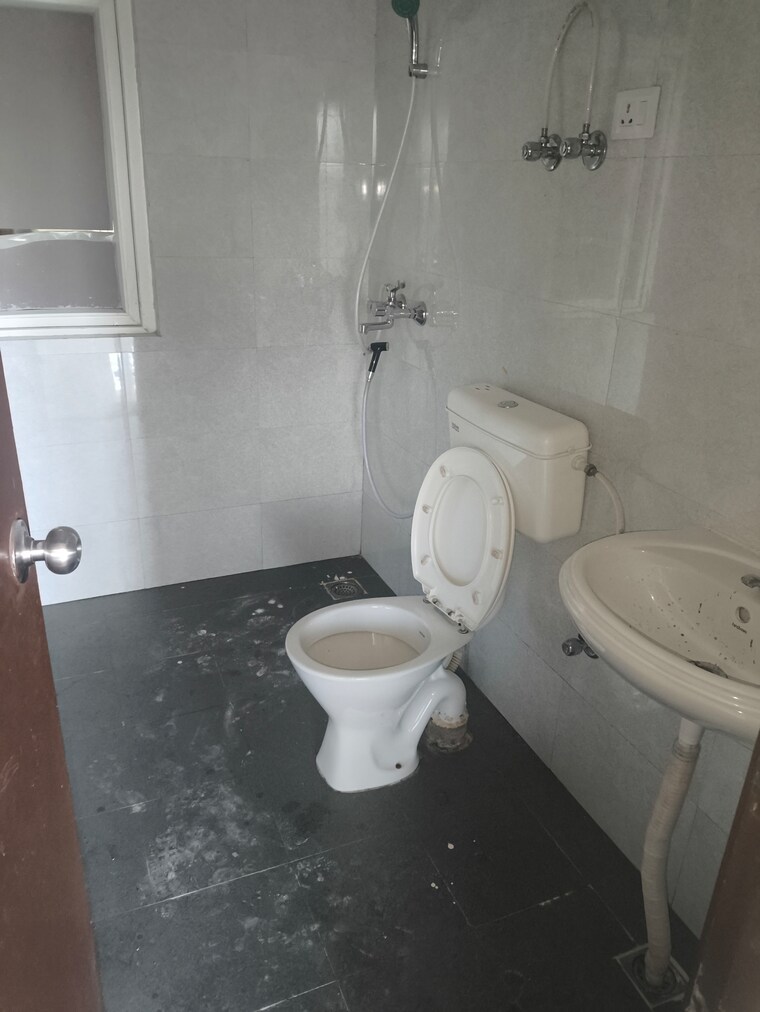 Master Bedroom, signature-global-the-roselia 2 Bedroom 571 Sq.Ft. Apartment In Sector 95a Gurgaon 8421931