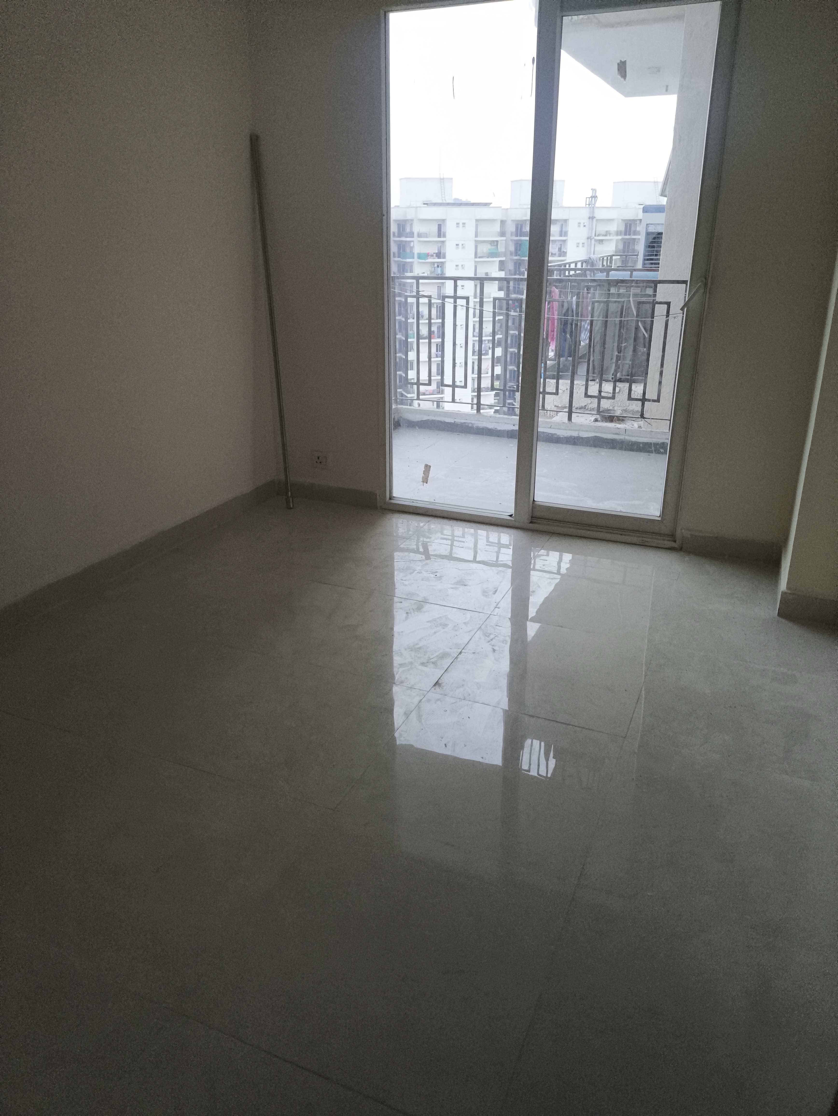 2 BHK + Pooja Room 571 Sq.Ft. Apartment in Signature Global The Roselia