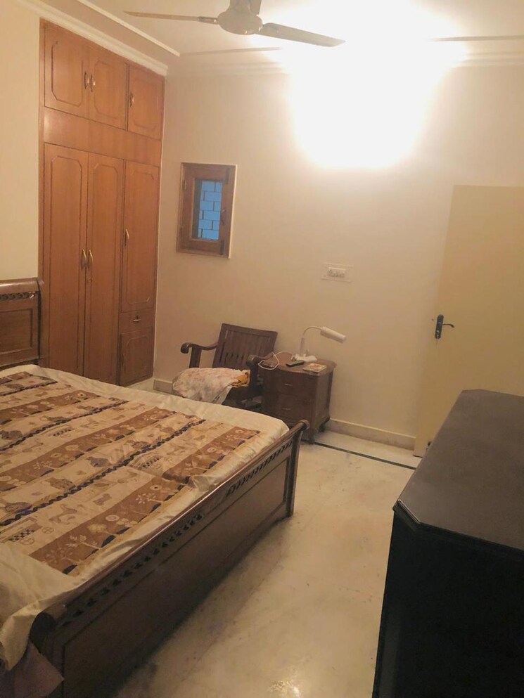 Bedroom, vasant kunj 4 Bedroom 1700 Sq.Ft. Apartment In Vasant Kunj Delhi 8421941