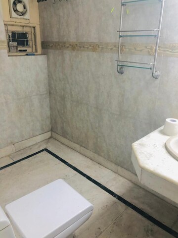Bathroom in 5 BHK Apartment at Vasant Kunj – for Sale